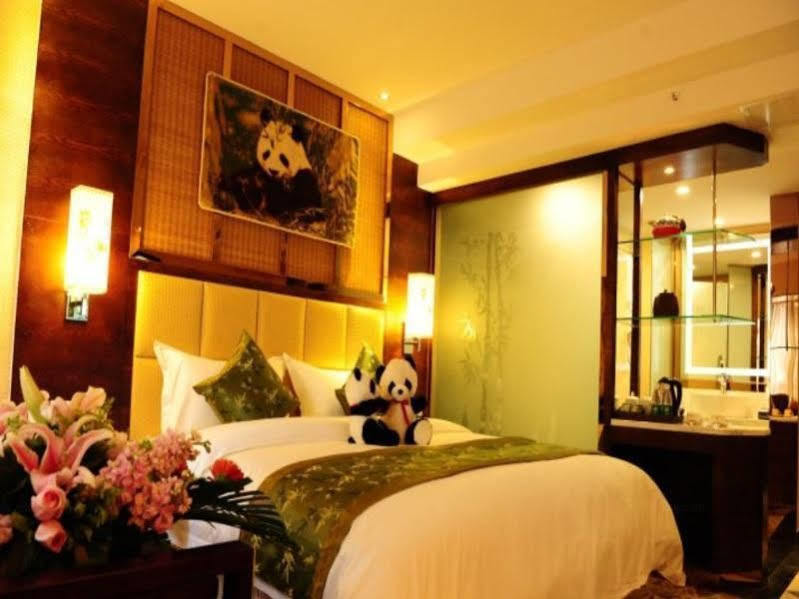 Chengdu Panda Prince Culture Hotel Exterior foto